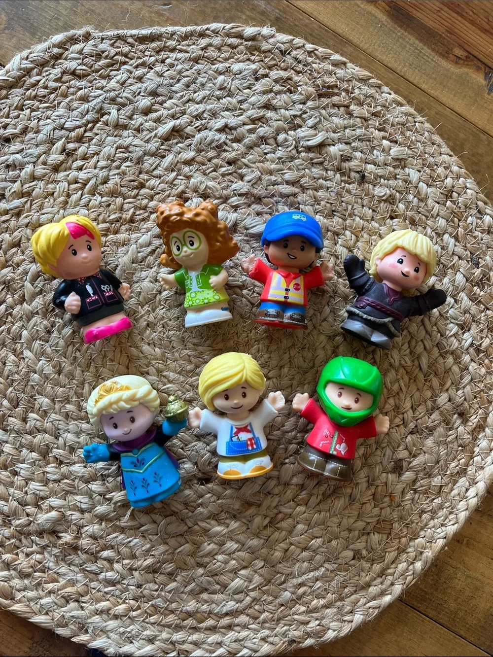 Replacement characters / Fisher-Price Little People Assorted
